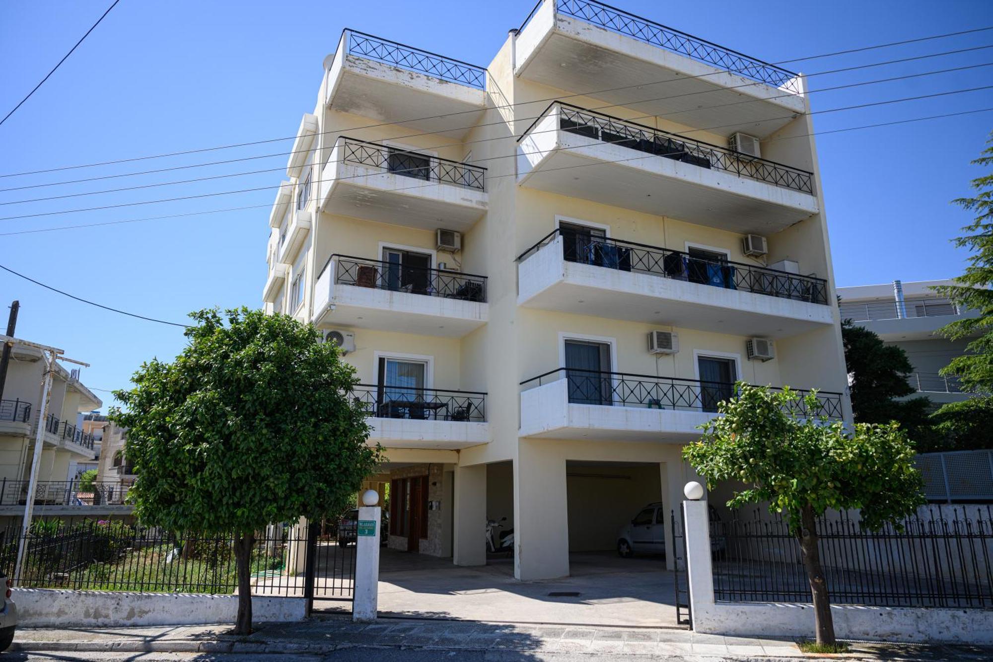 Alexander Apartments Airport Spata  Bagian luar foto